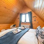 Σαλέ Widokowe Wooden Luxury With Private Jacuzzi *