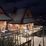 Widokowe Wooden Luxury With Private Jacuzzi Σαλέ