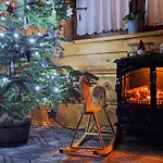 Widokowe Wooden Luxury With Private Jacuzzi Chalet
