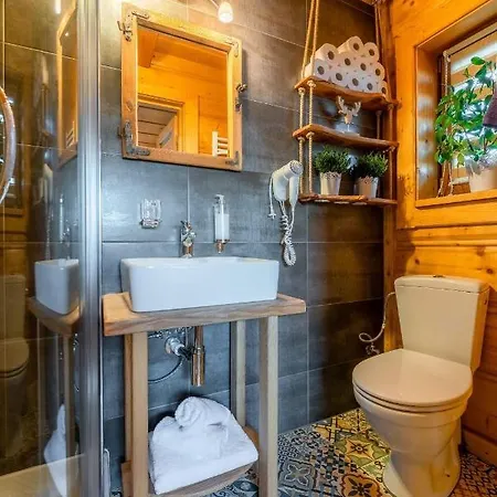 木屋 Widokowe Wooden Pod Gubalowka Z Jacuzzi *