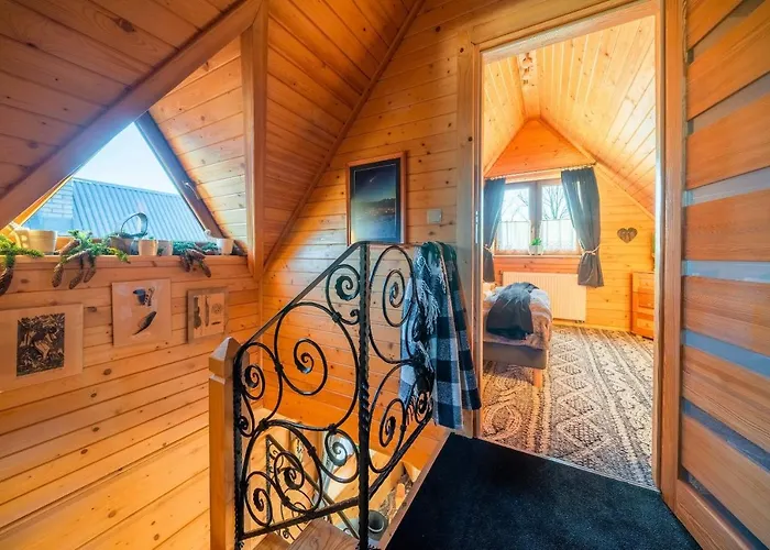 Dağ evi Domki Widokowe Wooden Luxury Chalet With Private Jacuzzi *
